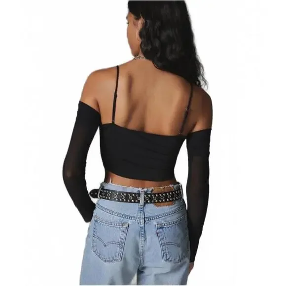 NWT Urban Outfitters Bella Black Cold Shoulder Cropped Top- Size Medium - Picture 4 of 9